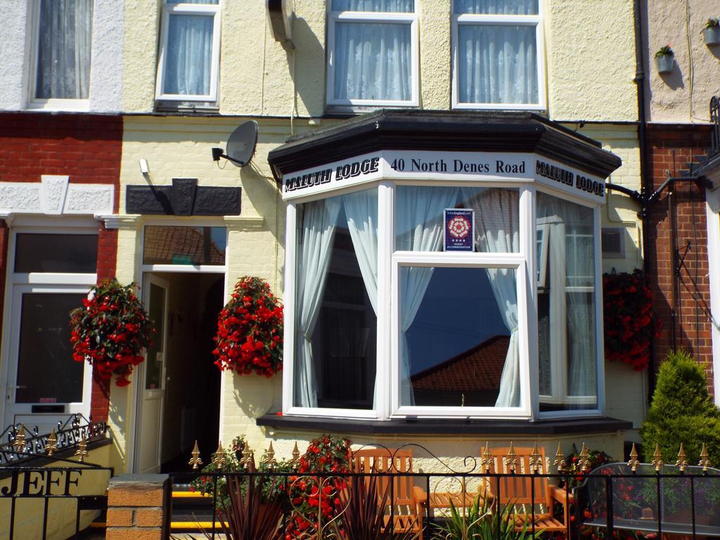 Maluth Lodge Great Yarmouth Exteriör bild