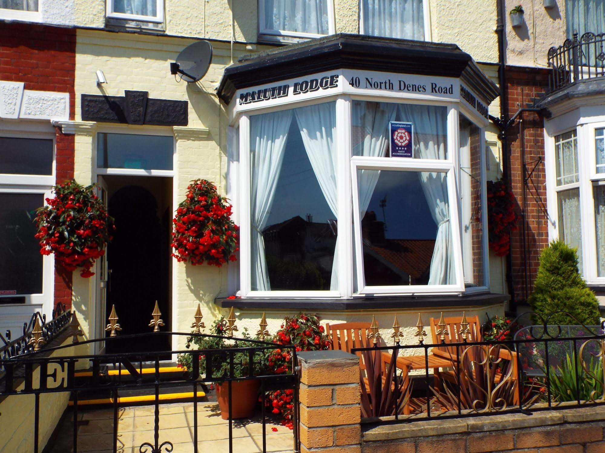 Maluth Lodge Great Yarmouth Exteriör bild