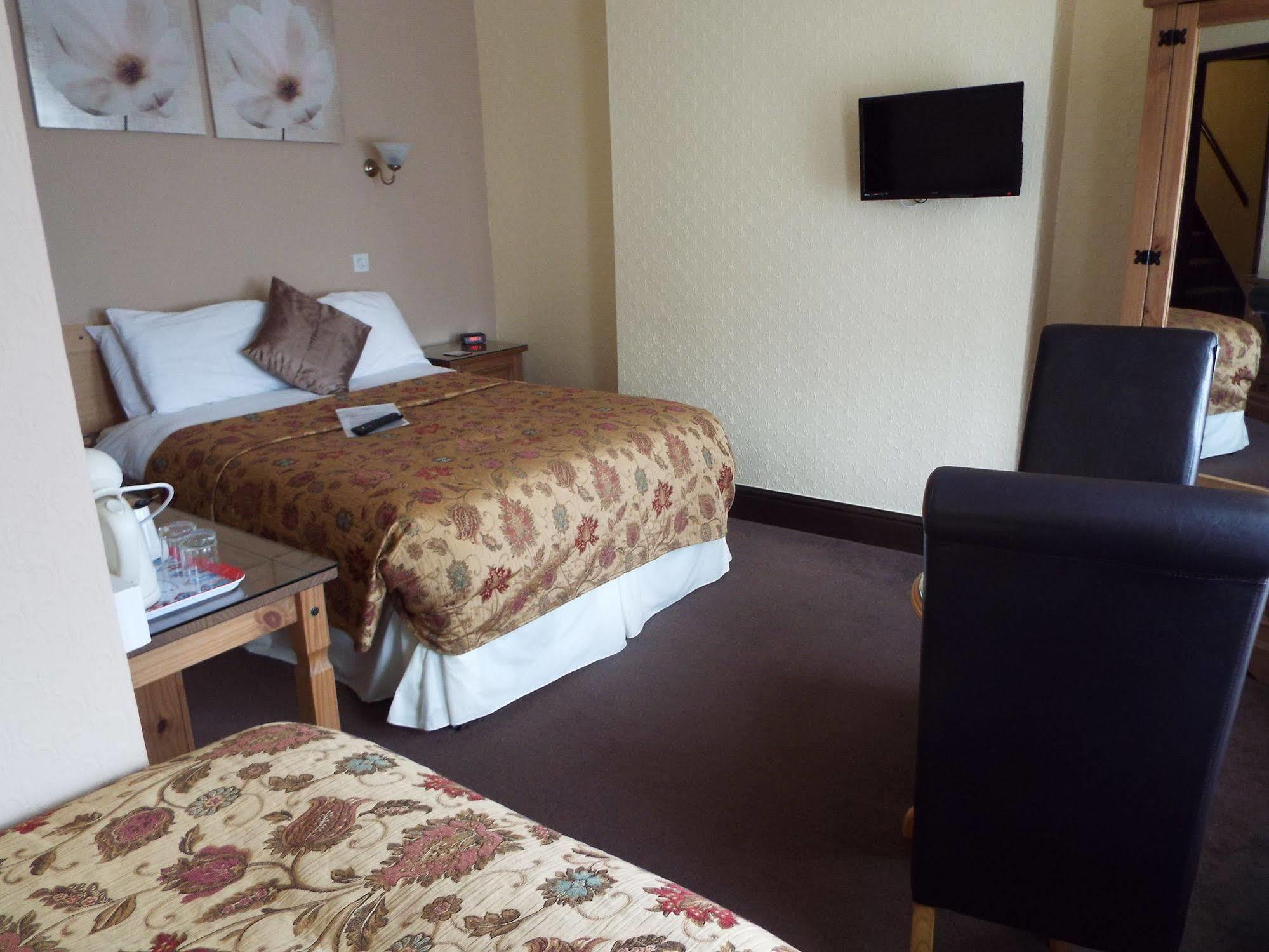 Maluth Lodge Great Yarmouth Exteriör bild